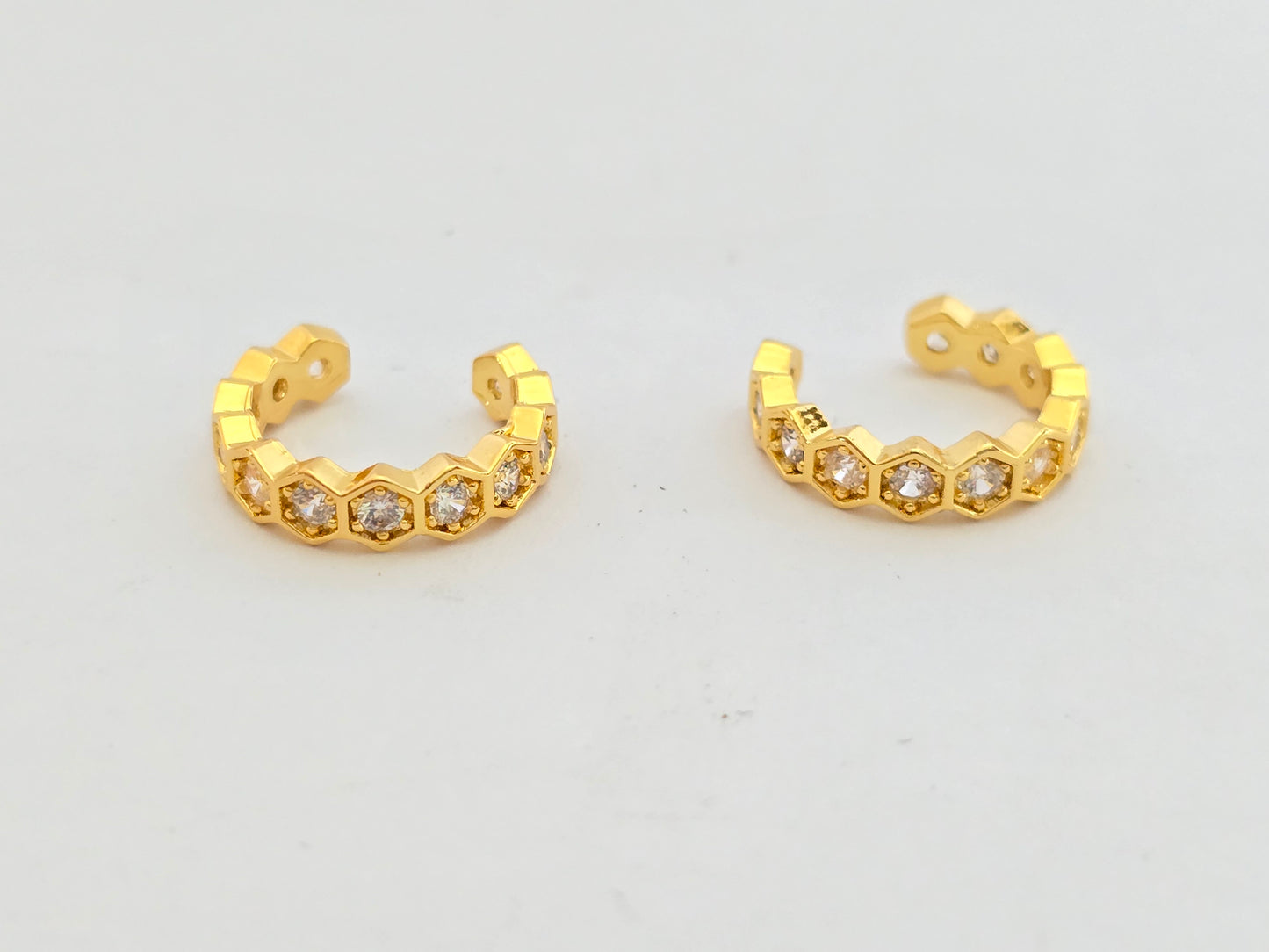 EAR CUFF CON PIEDRAS