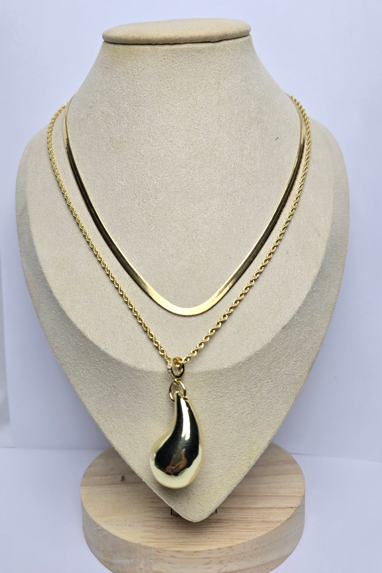 COLLAR DE GOTA