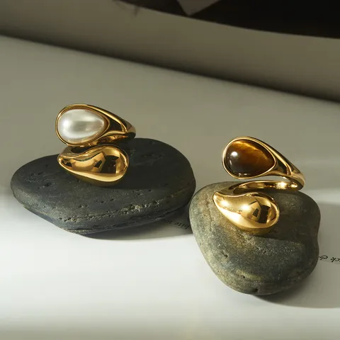 ANILLO ENTRELASADO CON PERLA