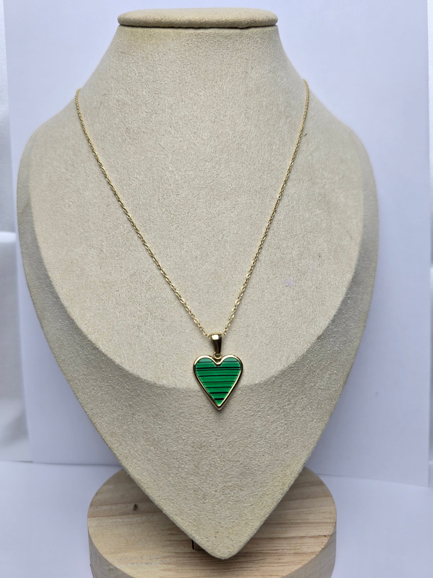 COLLAR DE CORAZON